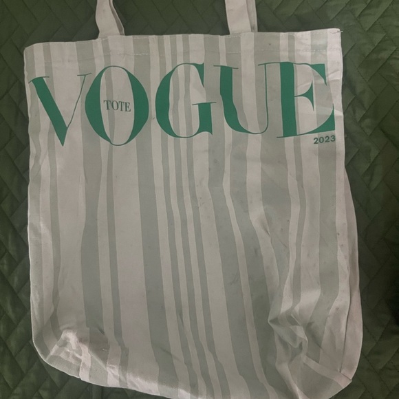 Vogue Green and White Tote Bag #Y2kstyle - Picture 2 of 7